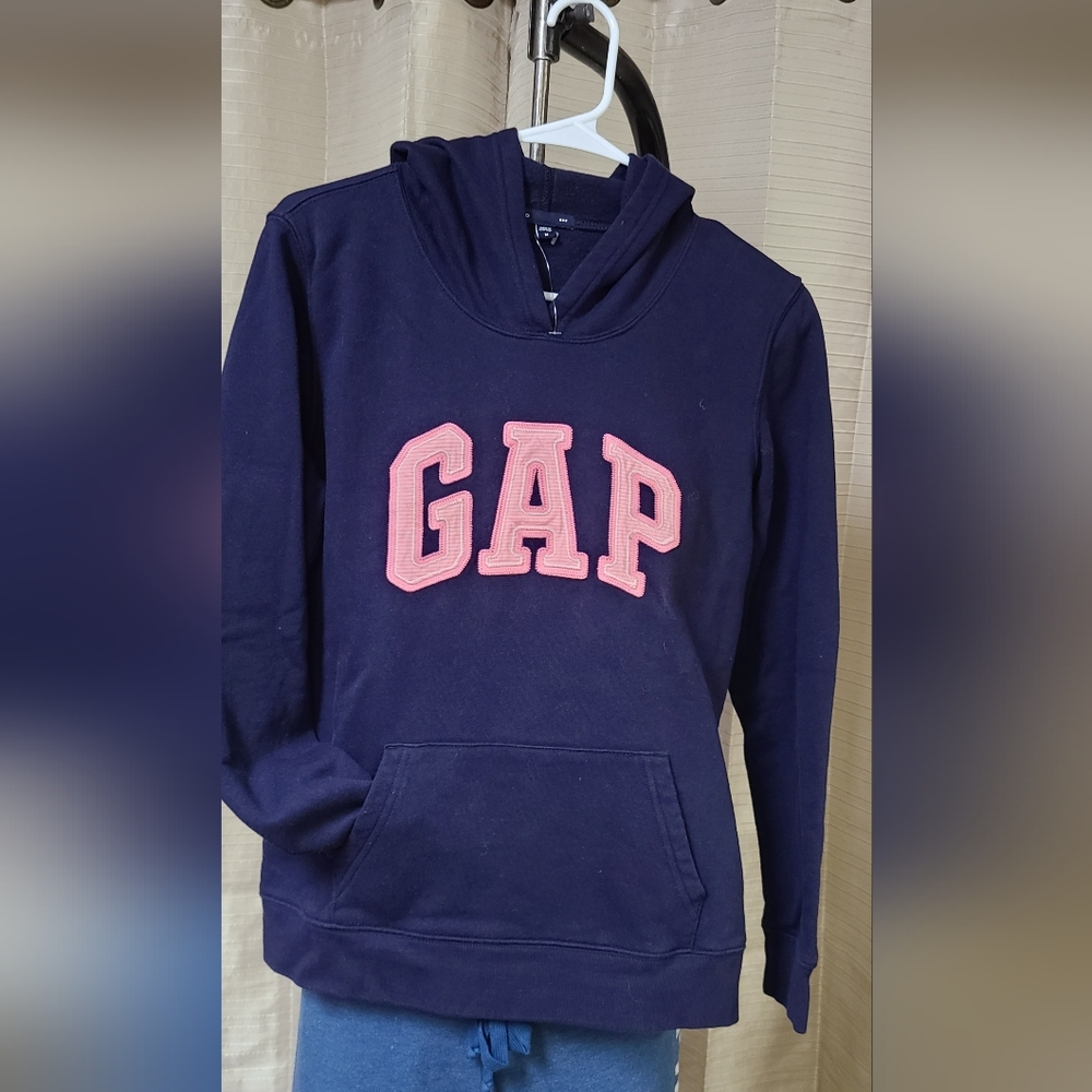 Gap Hoodie